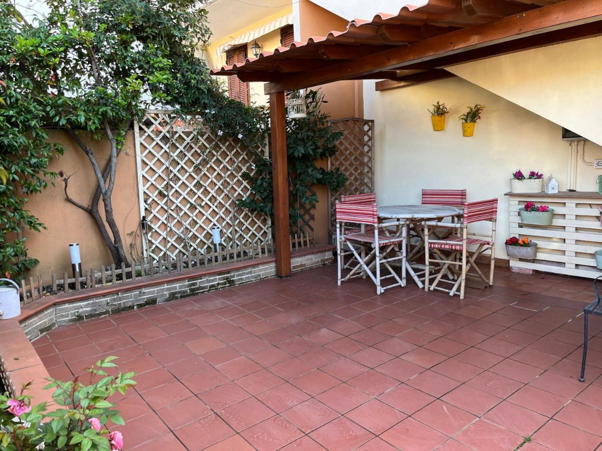 Charlotte Apartment - For Family And Groups Porto Torres Kültér fotó