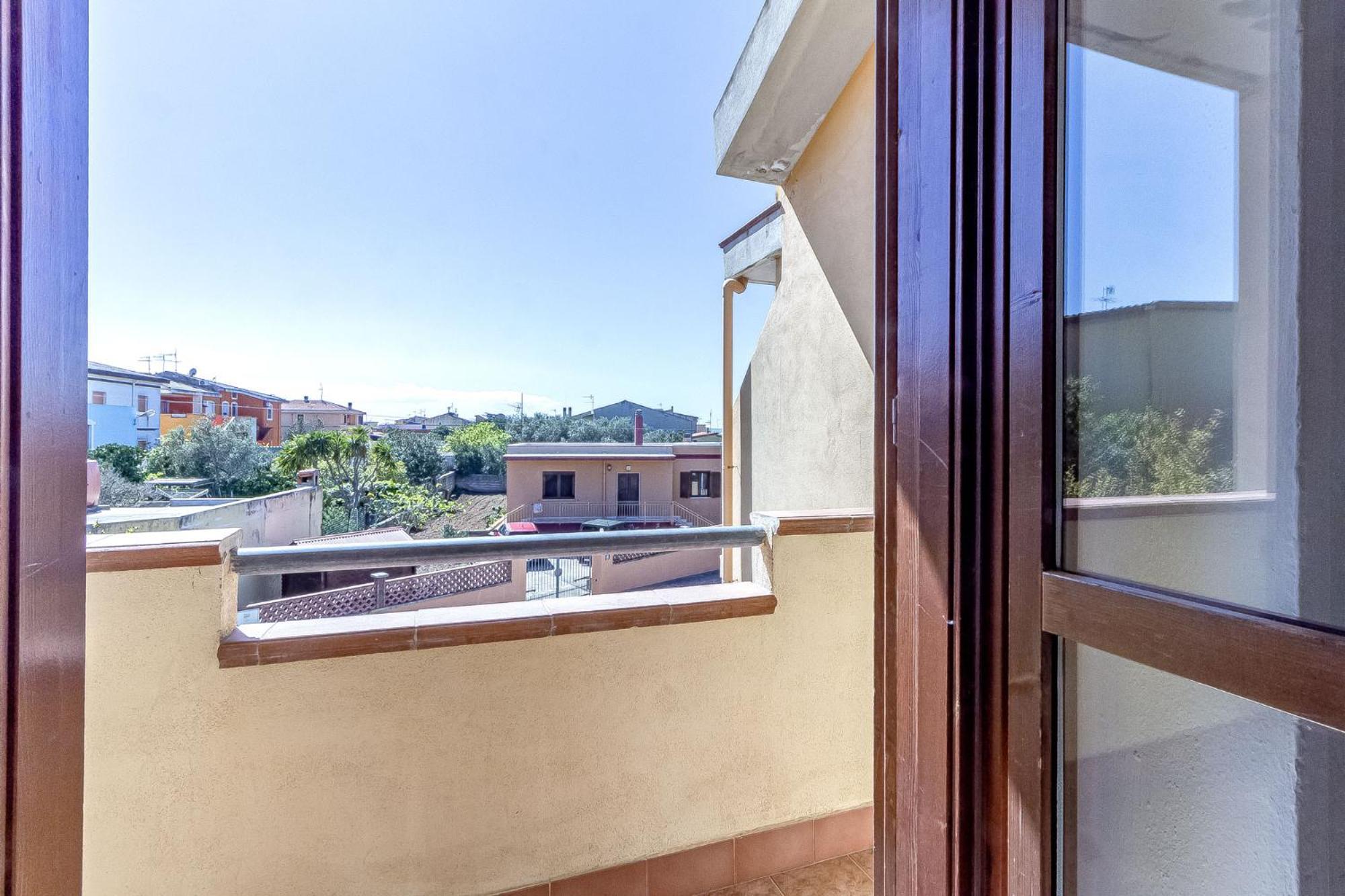 Charlotte Apartment - For Family And Groups Porto Torres Kültér fotó
