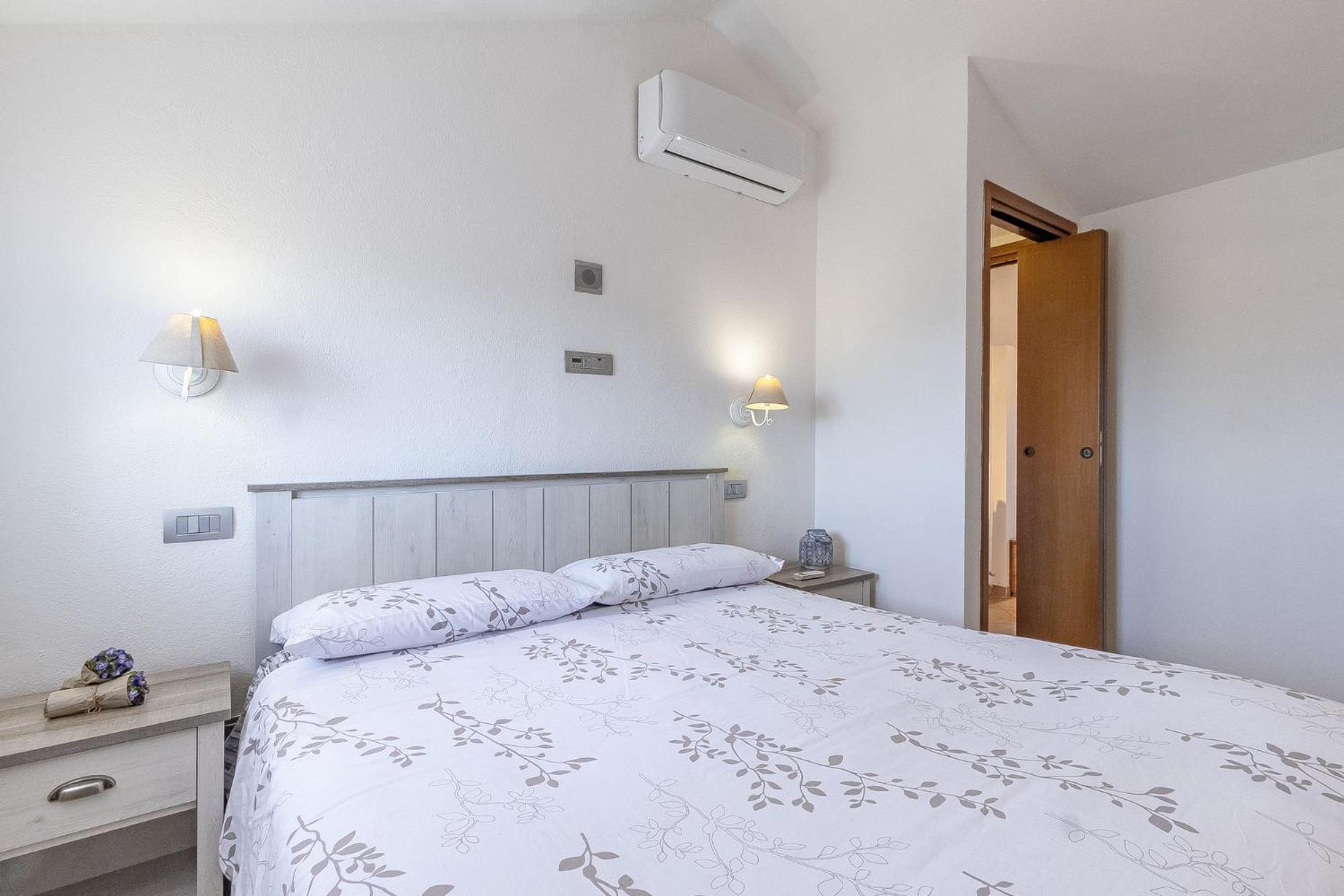 Charlotte Apartment - For Family And Groups Porto Torres Kültér fotó