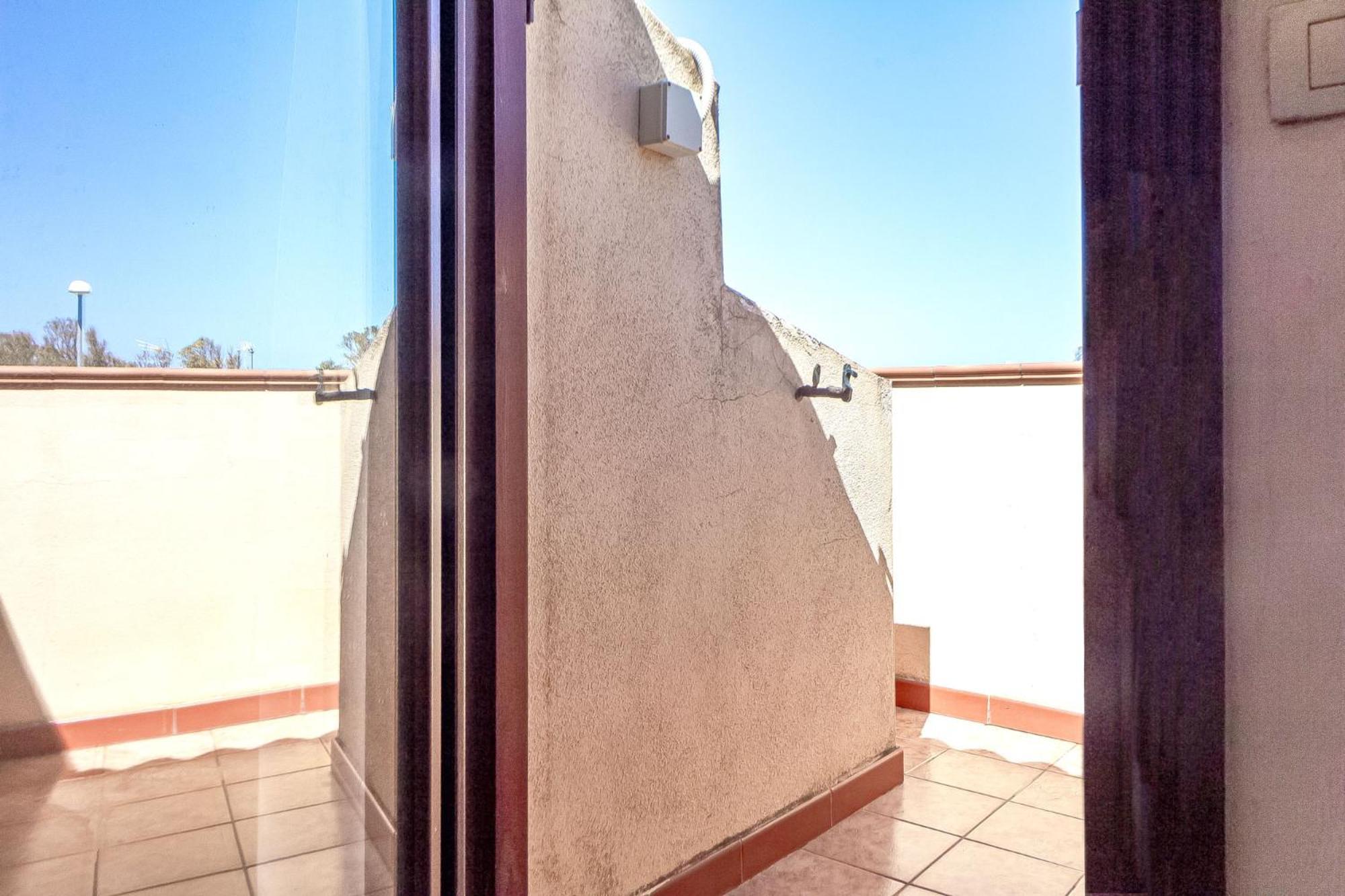 Charlotte Apartment - For Family And Groups Porto Torres Kültér fotó