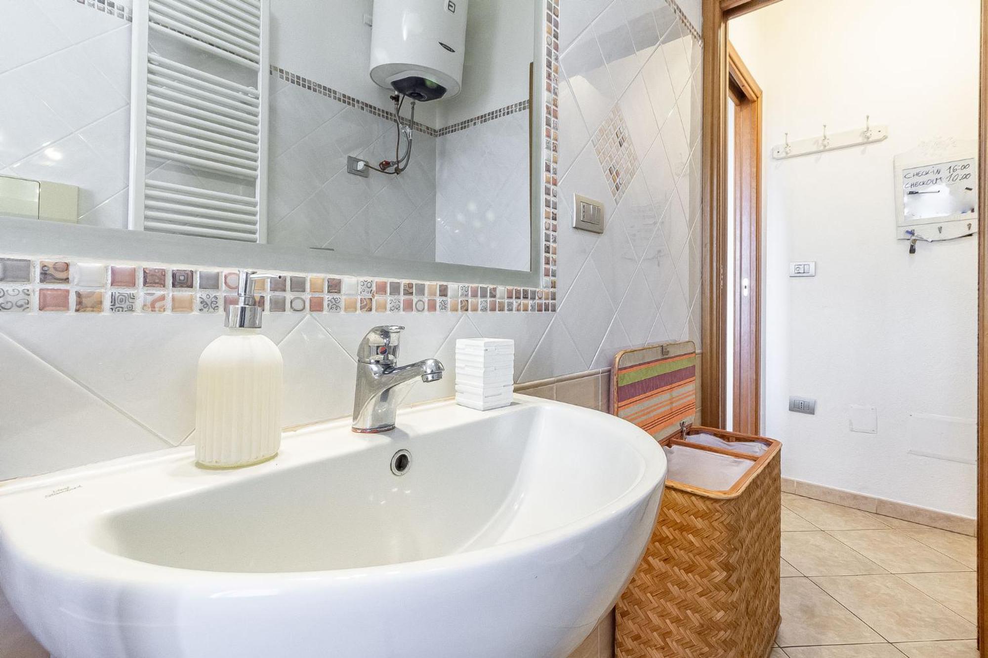 Charlotte Apartment - For Family And Groups Porto Torres Kültér fotó